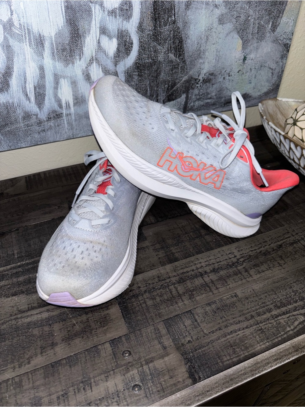 Hoka Mach 6 running shoes WOMENS SZ 10.5